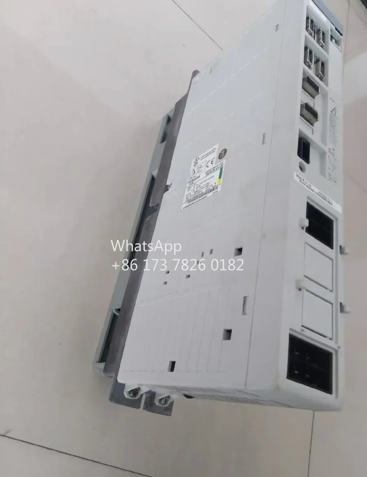 MDS-R-V1-20 초침 서보 드라이브는상태로 리퍼되었으며 전 리퍼 비디오를 제공