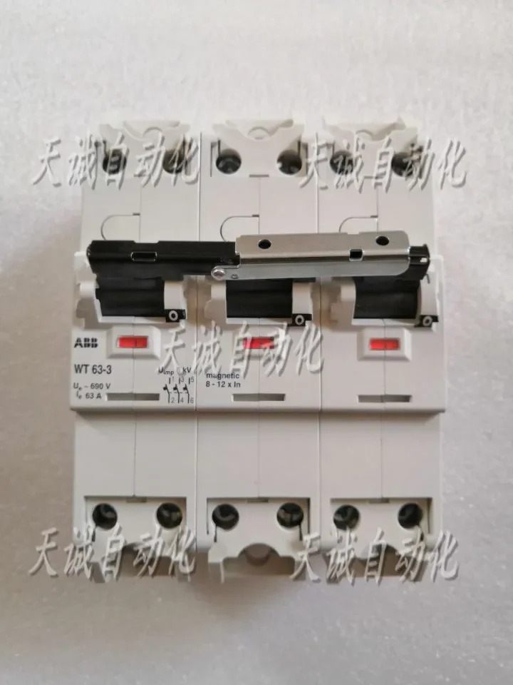 원본 ABB 선택적 주 회로차단기 WT63-3 2CDH 103816 R0599
