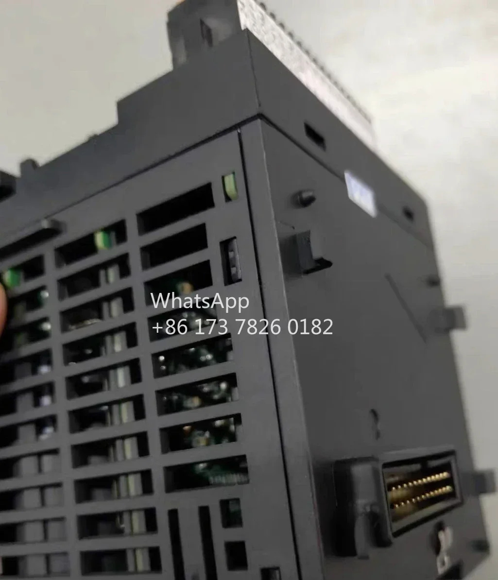 리퍼 CPU 호스트 AM401-CPU-1608TN 기능은 정상