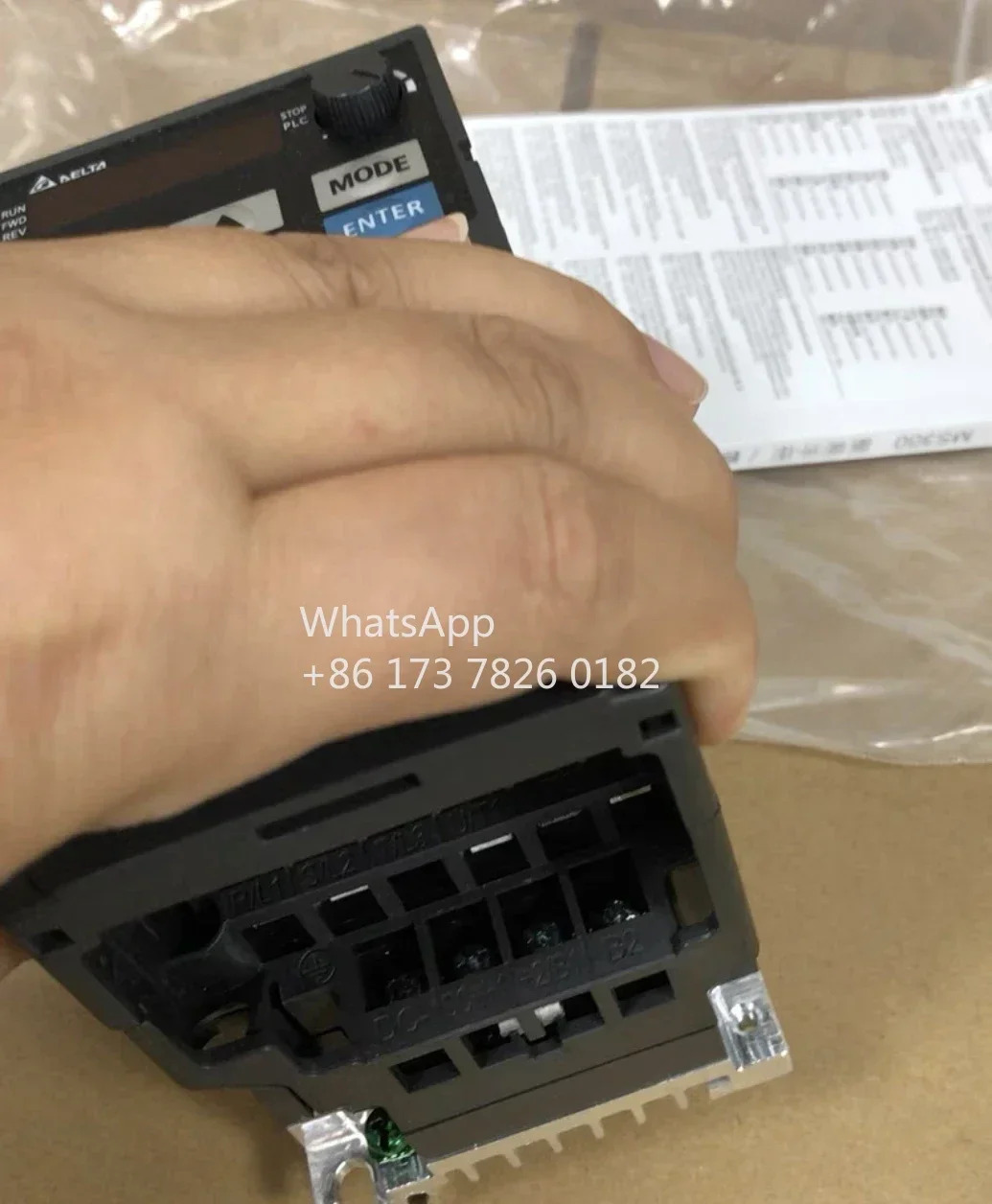 리퍼 인버터 VFD1VFD1A6MS21ANSAA