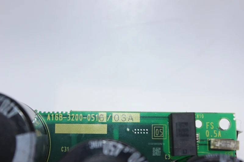 Fanuc A16B-3200-0516 CNC 기계 컨트롤러하단 보드 저렴