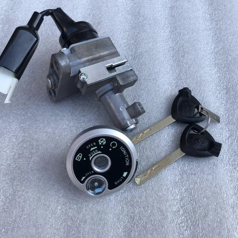 점화 스위치 키 VPS125T-21 VRF150T-39 앞 좌석 커버 잠금 장치 125T-20
