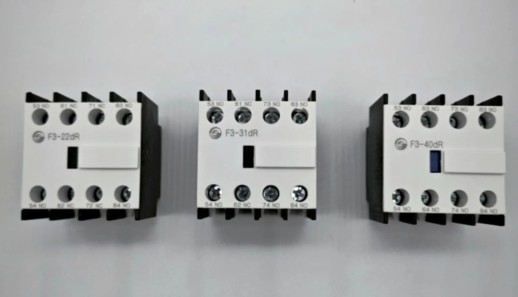 213 보조 접촉 F3-22dR F3-31dR F3-40dR