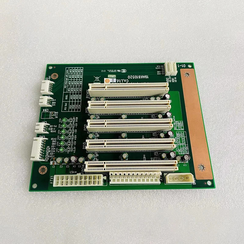 PCA-6105P5 REV.B2 19AK 610520 어드밴텍 산업제어 베이스보드 5PCI 슬롯은 AT 를 지원