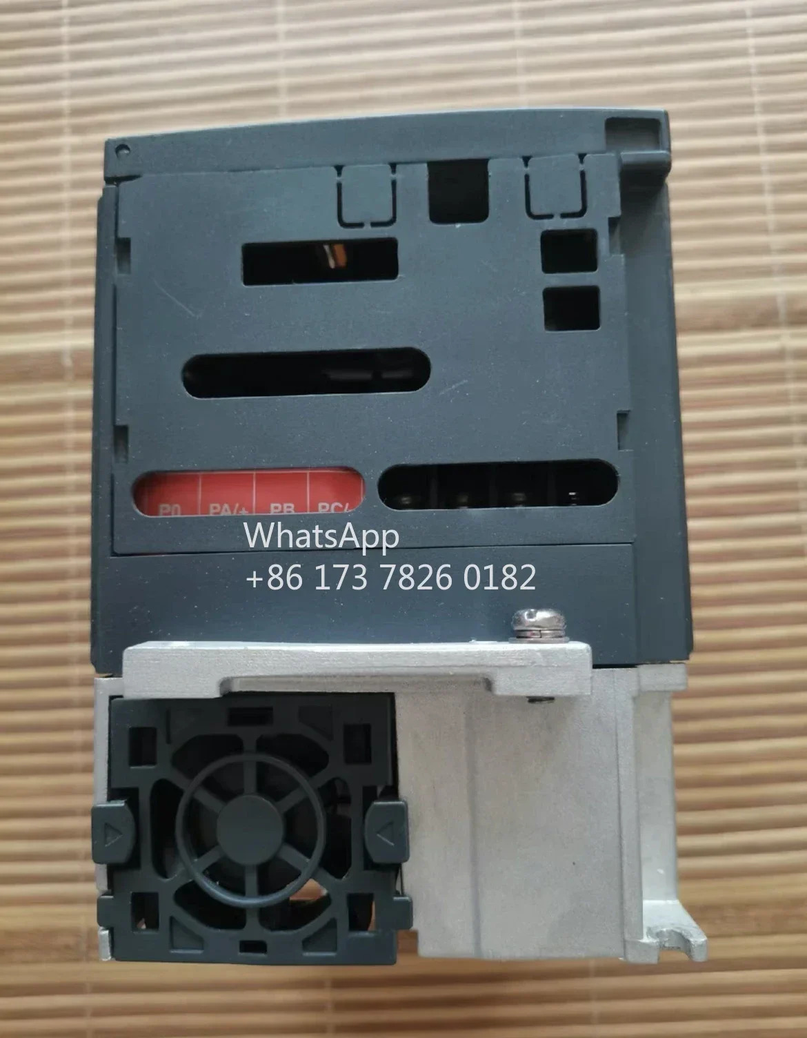 인버터 ATV312H075N4 0.75KW/380V는상태로 리퍼되었습니다.