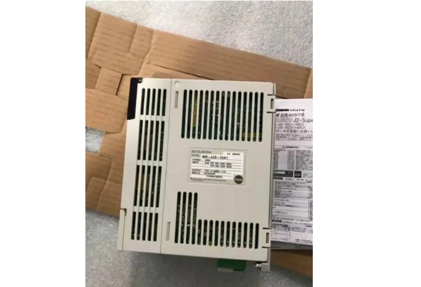 MR-J2S-10A1 서보 드라이버 MRJ2S10A1 신