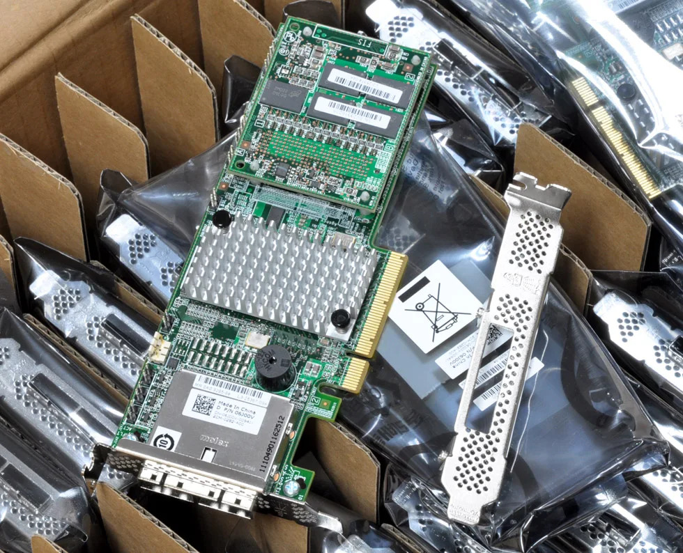 9285-8E 1G 캐시초고성능  DELL H810 외부 8포트 어레이 카드