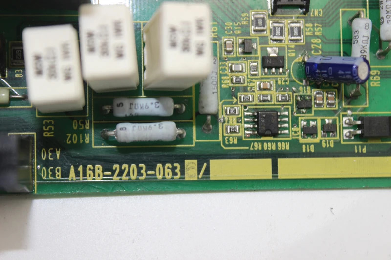 A16B-2203-0636 CNC 기계 컨트롤러Fanuc 기본 전원 보드 회로 기판 저렴