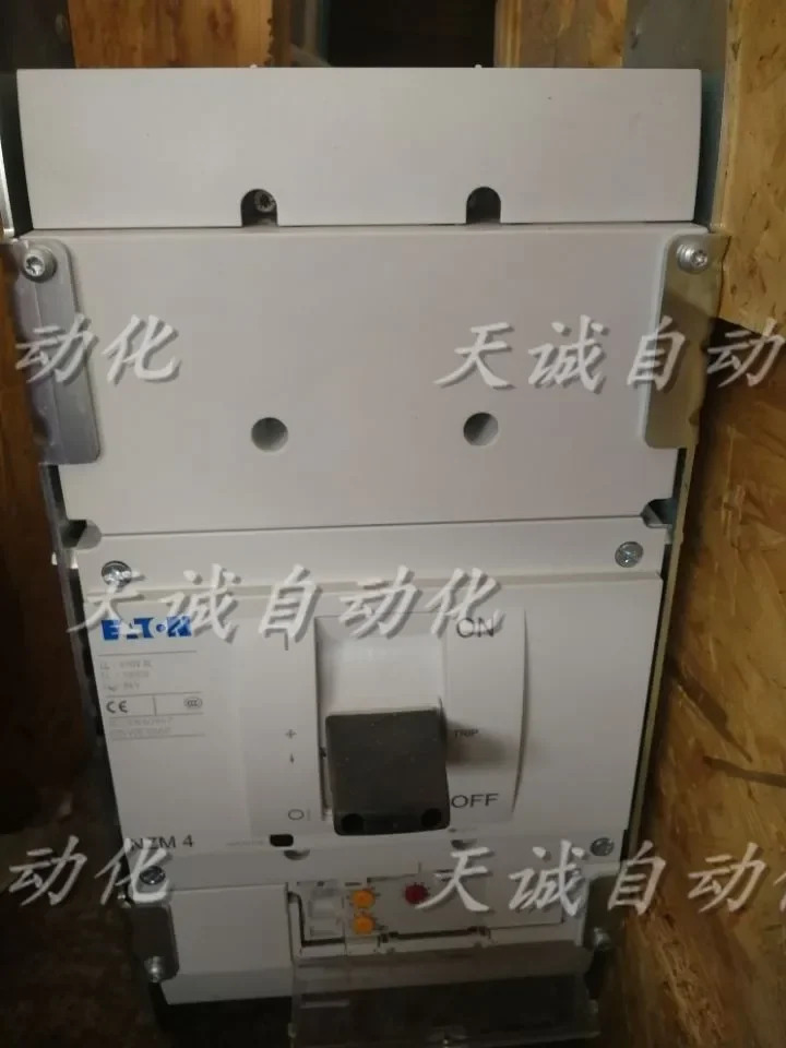 오리지널 Eaton MOELLER 회로차단기 NZM4-N4-ME1250A800A1400A3P