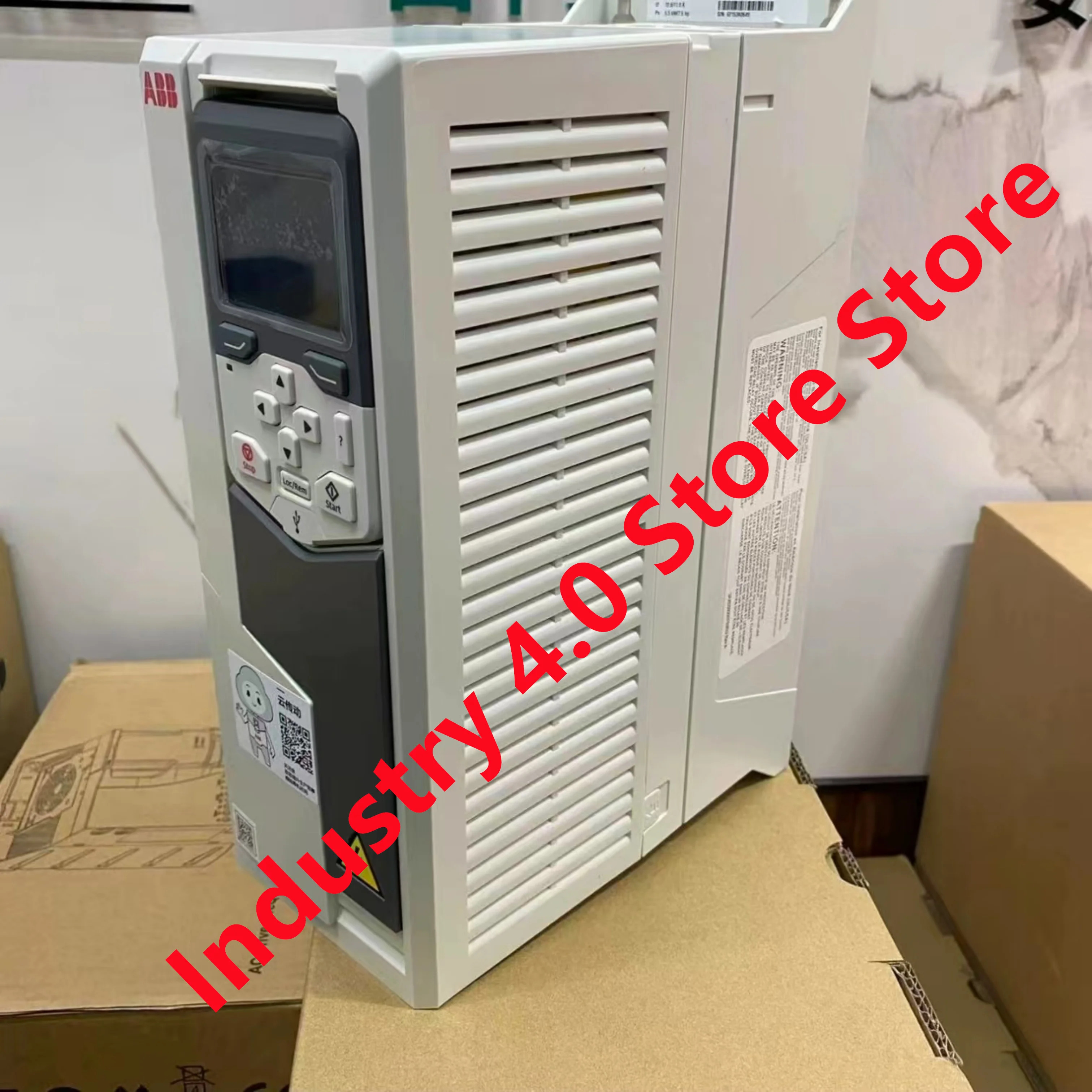 ACS580-01-026A-4 ACS880-01-061A-3 오리지널 신
