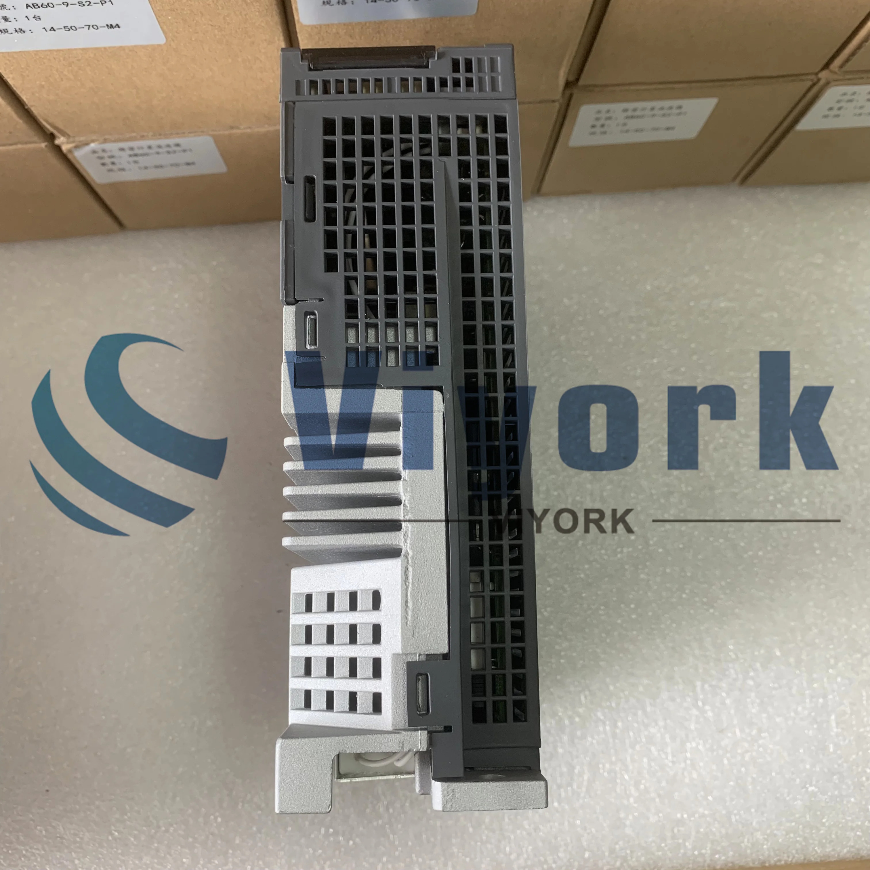 MR-J4-70B AC 서보 증폭기 MELSERVO-J4 시리즈 0.75KW 200V 새