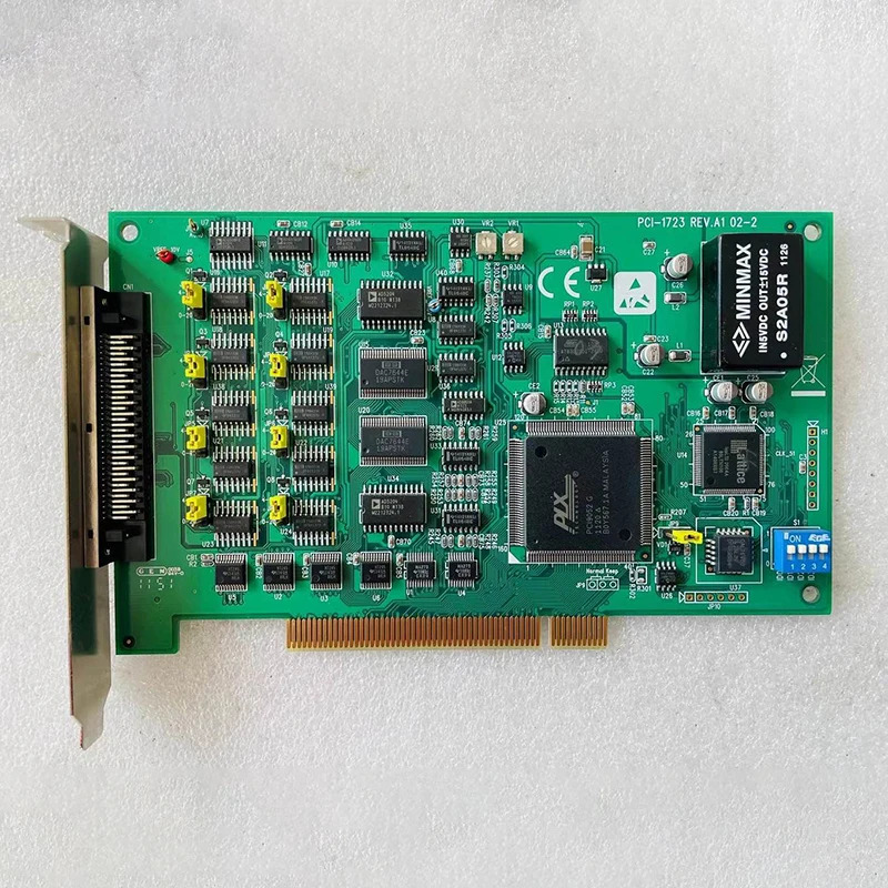 PCI-1723 REV. Advantech카드비절연 아날로그 출력 카드 16 비트 8 웨이 A1 02-2