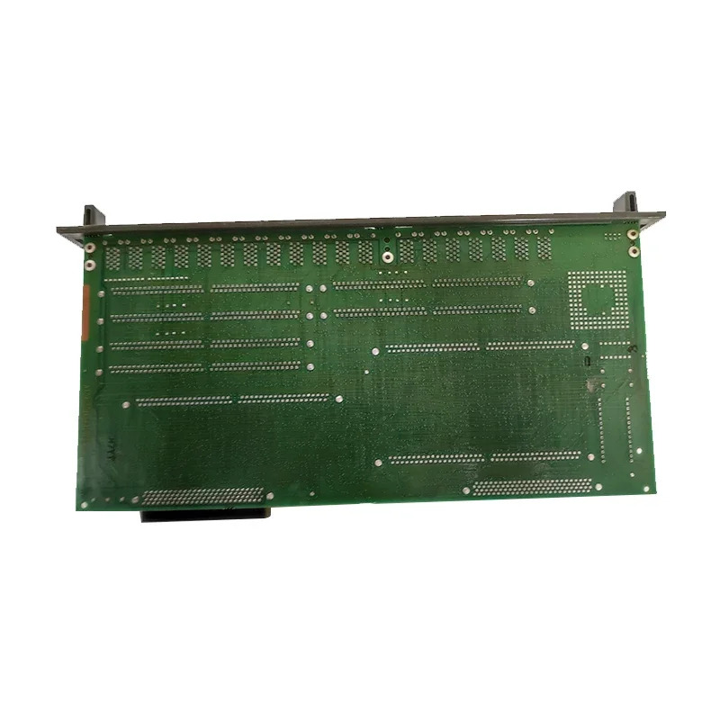 A16B-2201-0311 FANUC FS31i-A CNC 제어 시스템 PCB 회로 기판 기계 컨트롤러