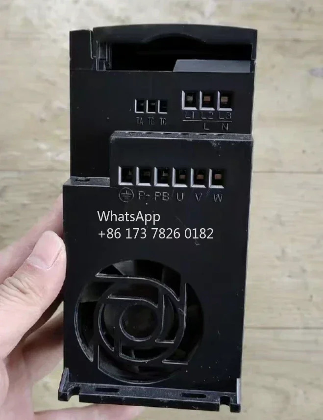 리퍼된 주파수 변환기 VB5-41P5G-42P2P 1.5-2.2 KW380V