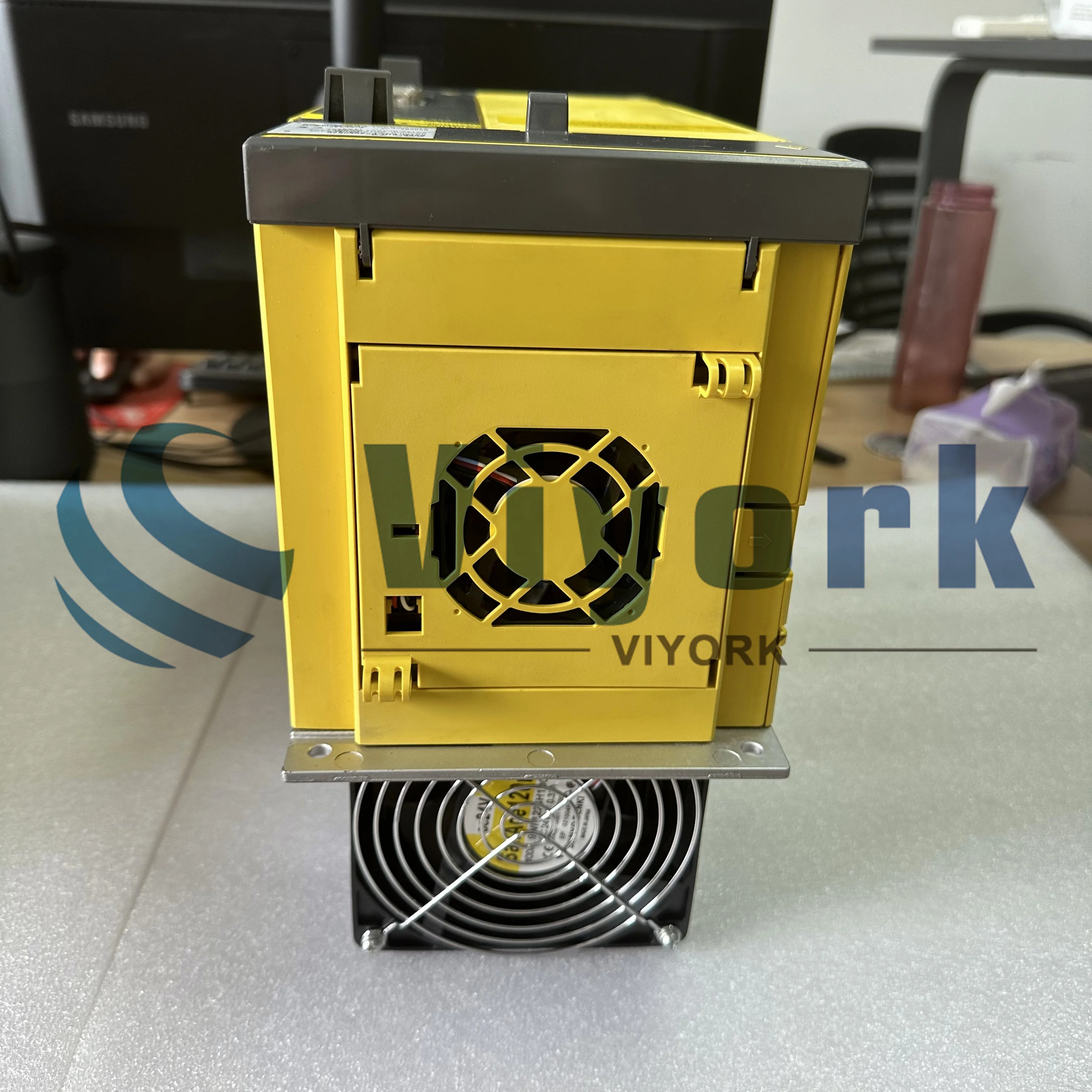 A06B-6111-H030  H570 스핀들 증폭기 모듈 SPM-30IT 신규