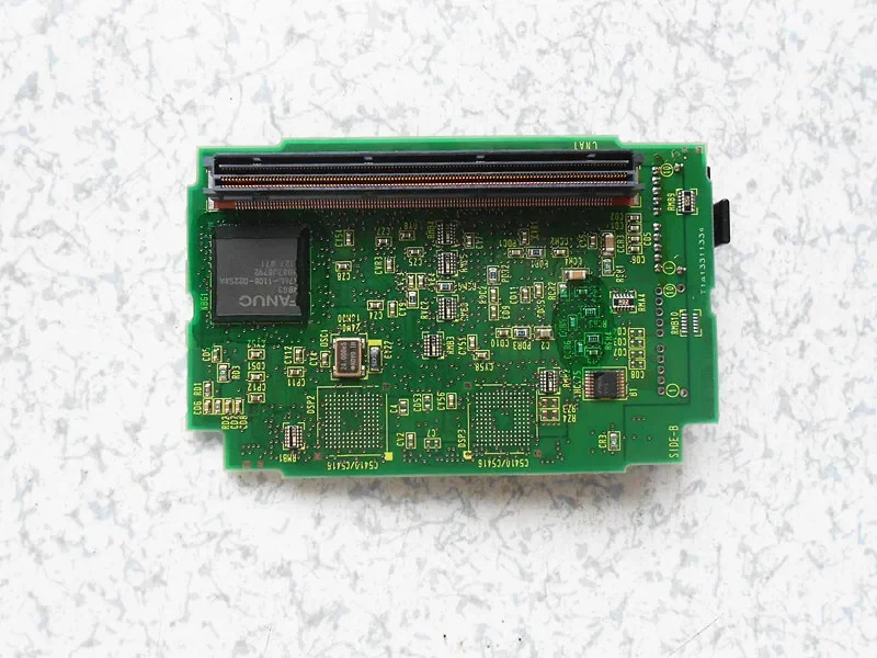FANUC 축 카드 A20B-3300-0635 PCB 회로 기판은 CNC 시스템 컨트롤러대해 저렴하게 리퍼되었습니다.