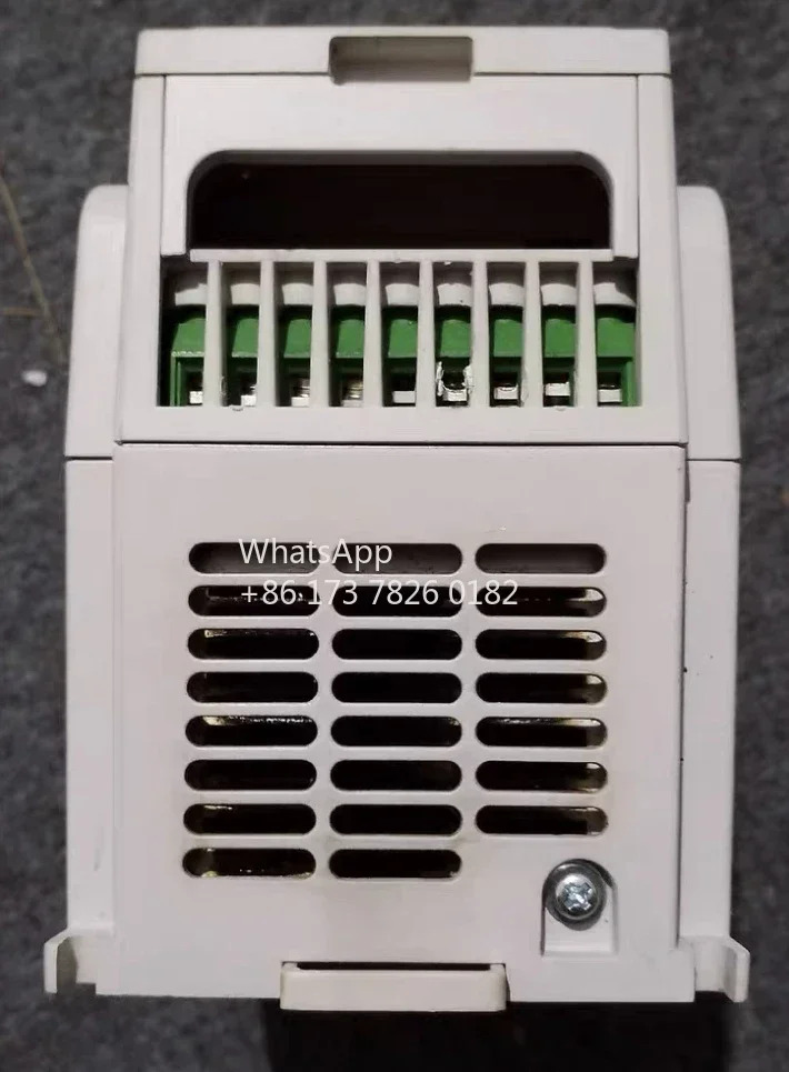 리퍼 E310 변환기 0.75kw 220V E310-2S0007B