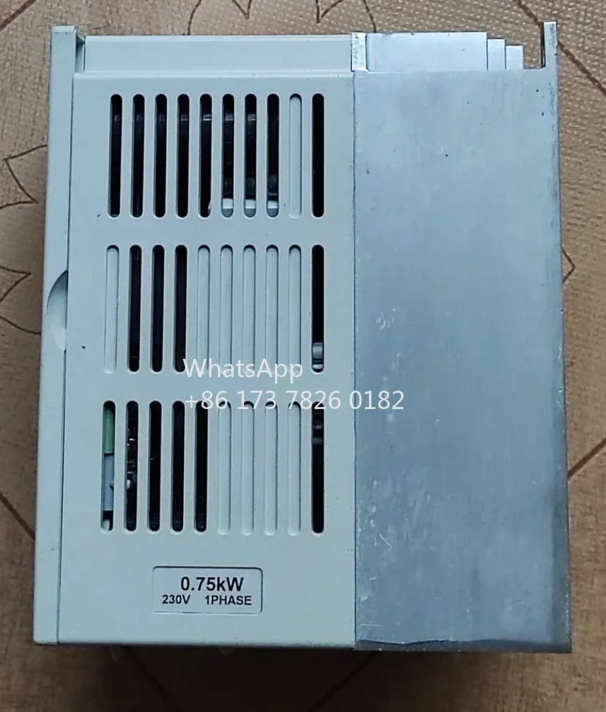 리퍼 주파수 변환기 VFD007S21A 0.75kw