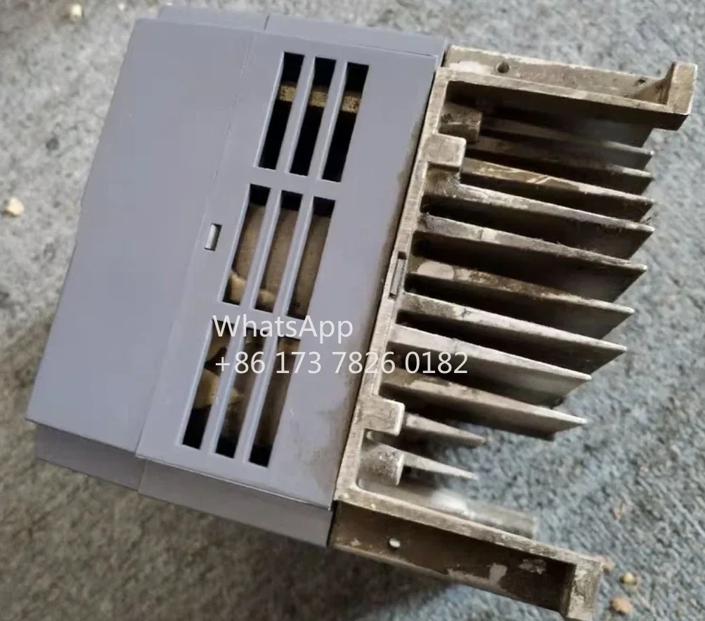 리퍼 E1s 변환기 FRN2.2E1S-7C 2.2KW 230V