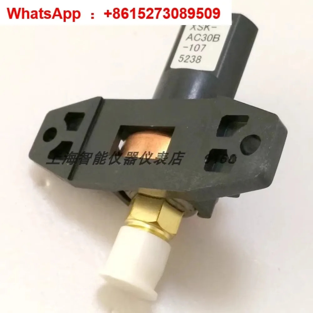 XSK-AC30B-107 일본 오리지널 압력센서 XSK-AC20B-107 AC10B-107