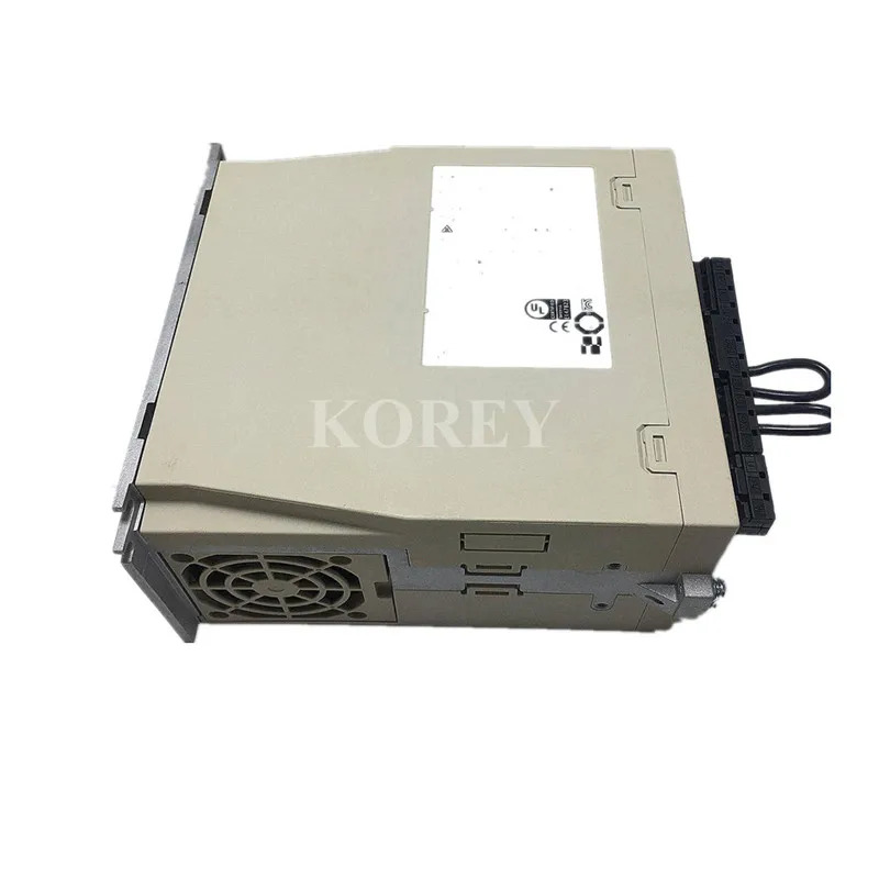 서보 드라이버 SGD7S-120A10A 포장