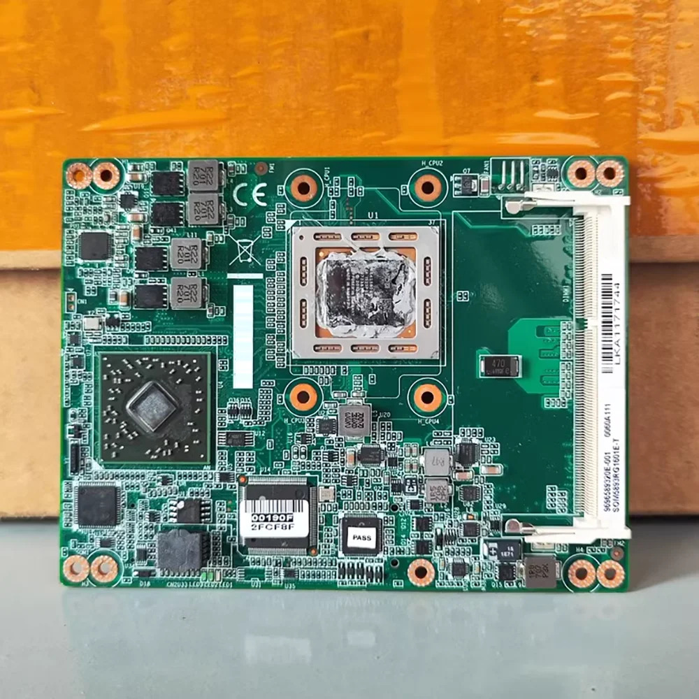 ADVANTECH SOM-5893RG 산업마더보드SOM-5893 A101-2