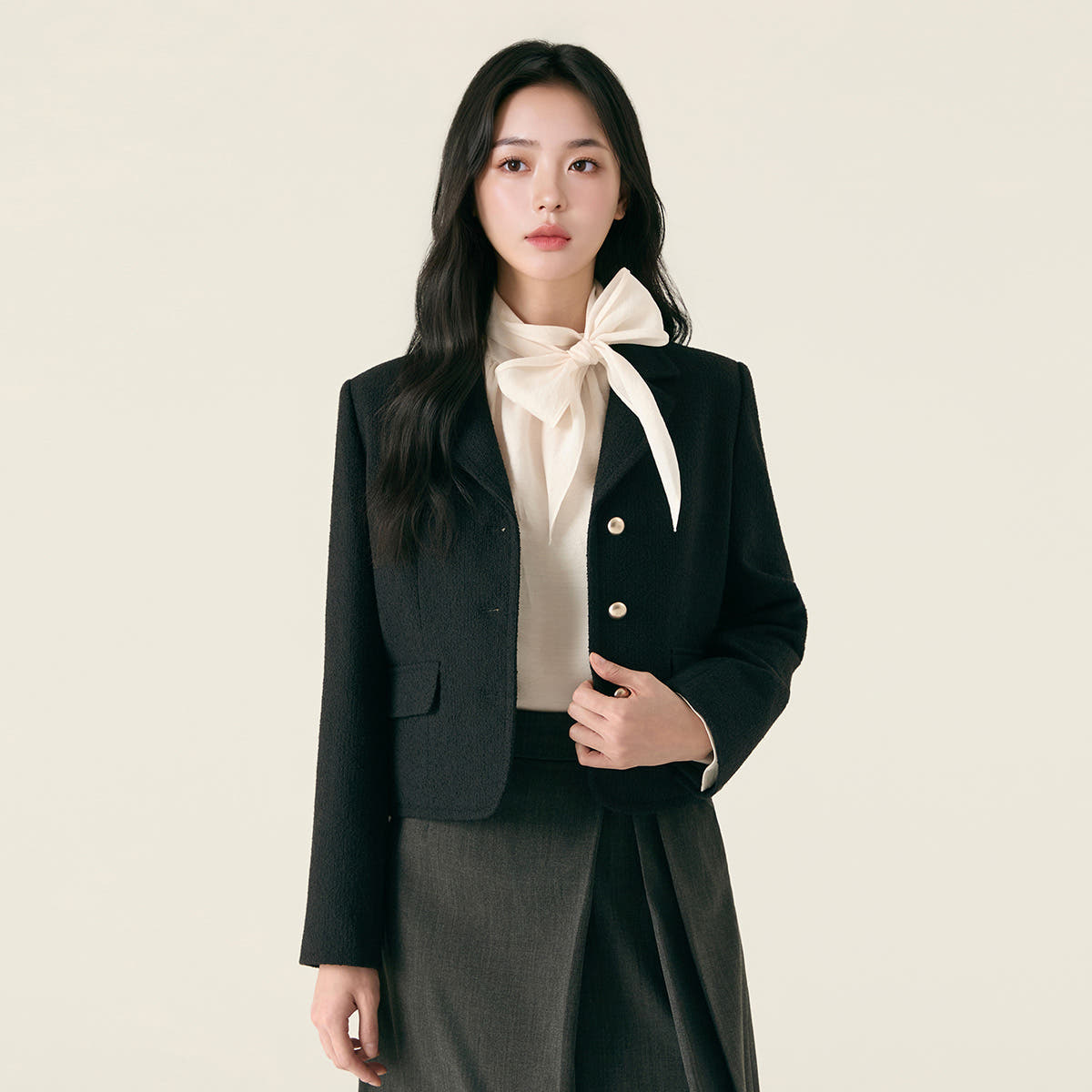 로엠 카라 트위드 자켓 RMJKG12S51 - 상품 이미지