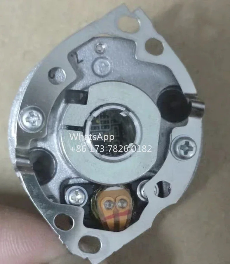 리퍼 A3BF7622Z8 인코더는 정상적으로 작동하는 것으로 리퍼되었습니다.