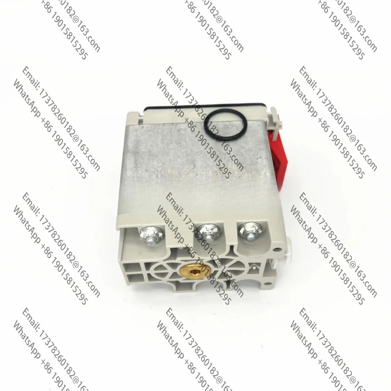 장치는 Ingersoll Rand 38448239