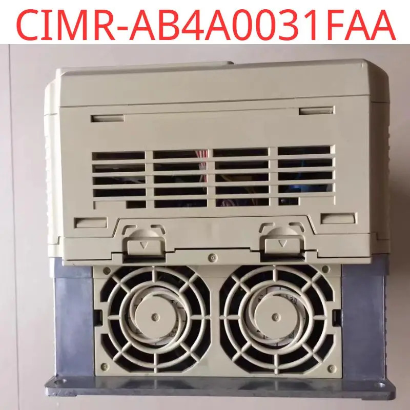 리퍼 OK CIMR-AB4A0031FAA 인버터 전력 11-15kW AB4A0031FAA