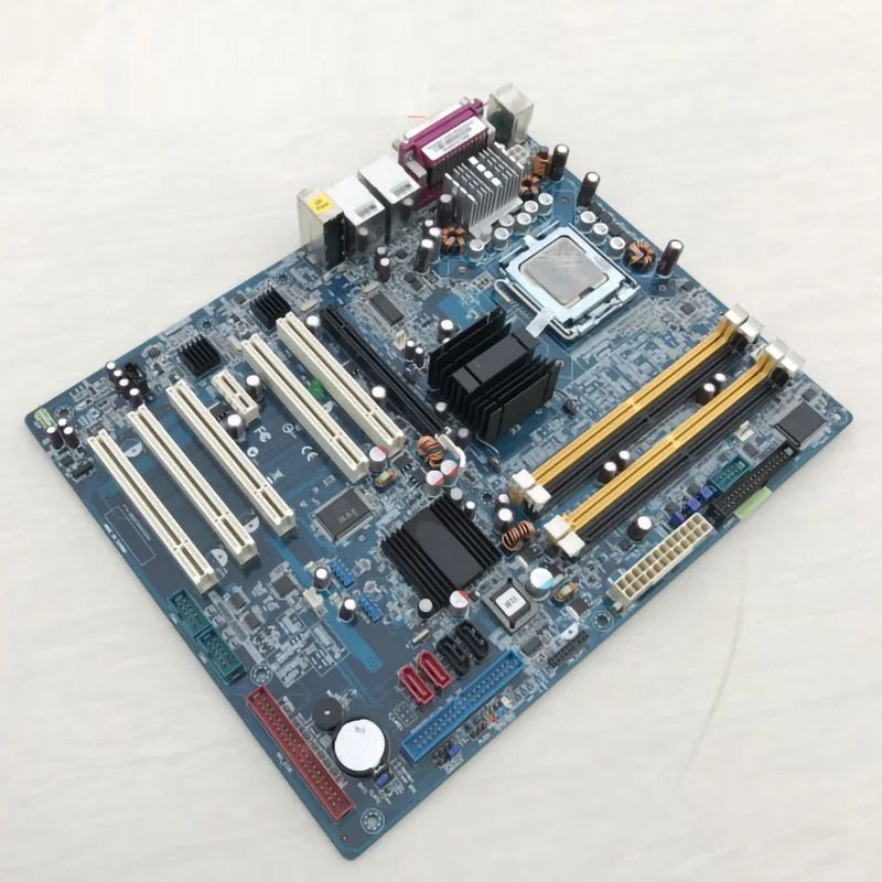 어드밴텍 산업마더보드AIMB-763 AIMB-763G2 AIMB-763G2-00A1E는 듀얼 네트워크 카드 DDR2 775 4채널을 지원