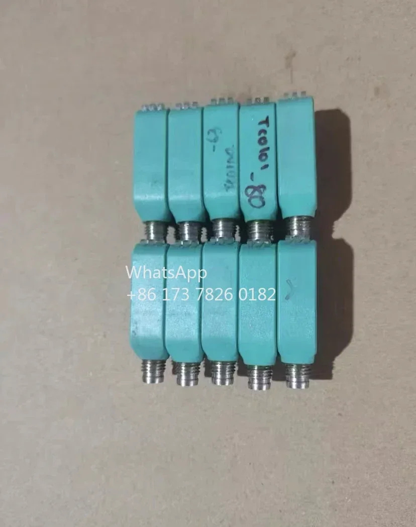 OBG5000-R100-2EP-IO-V31 반사형 광전센서 PN 사267075 - 100028 터미널 헤드 8mm 4핀