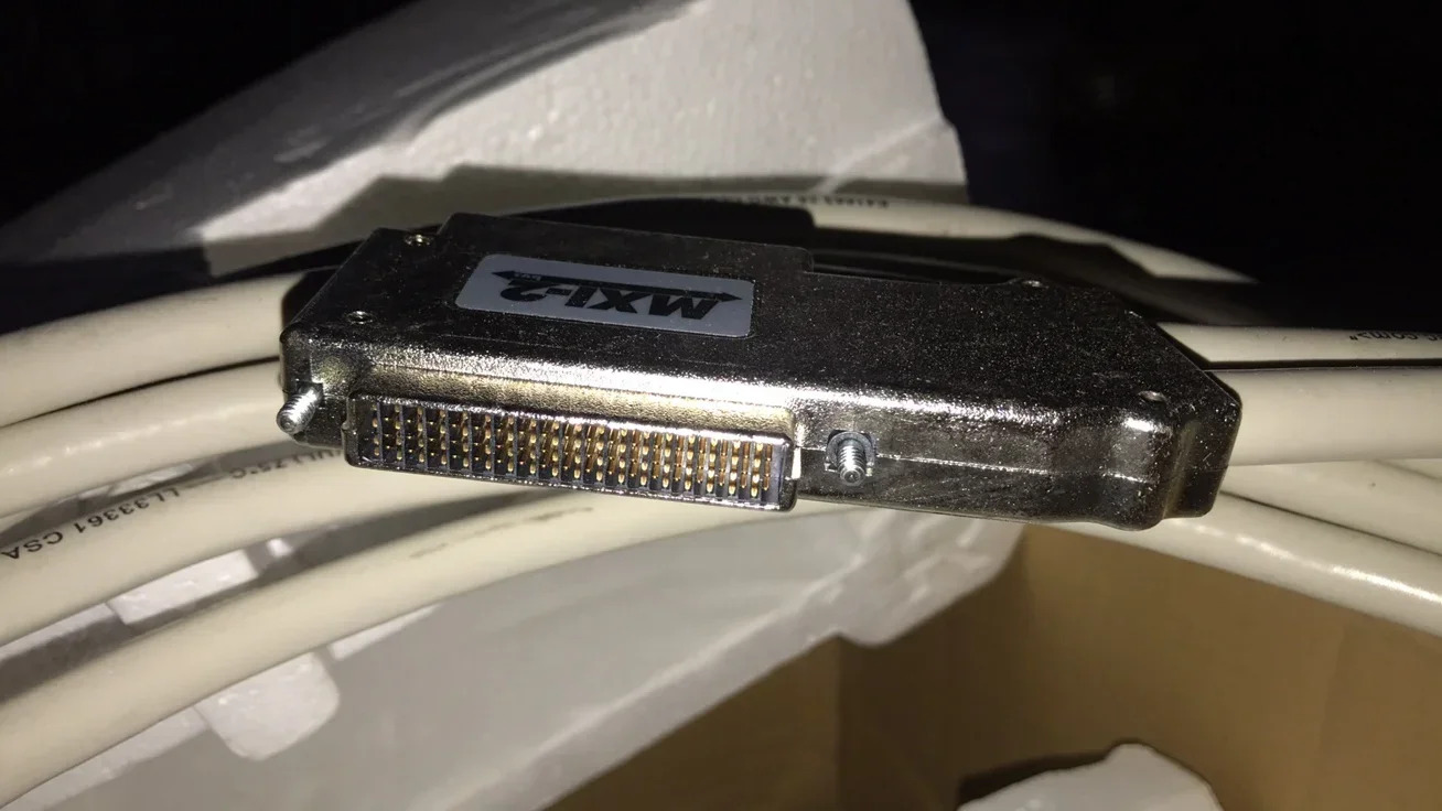 오리지널 미국 NI PCI-MXI-2 카드 케이블 182801 A-002 2m 4m