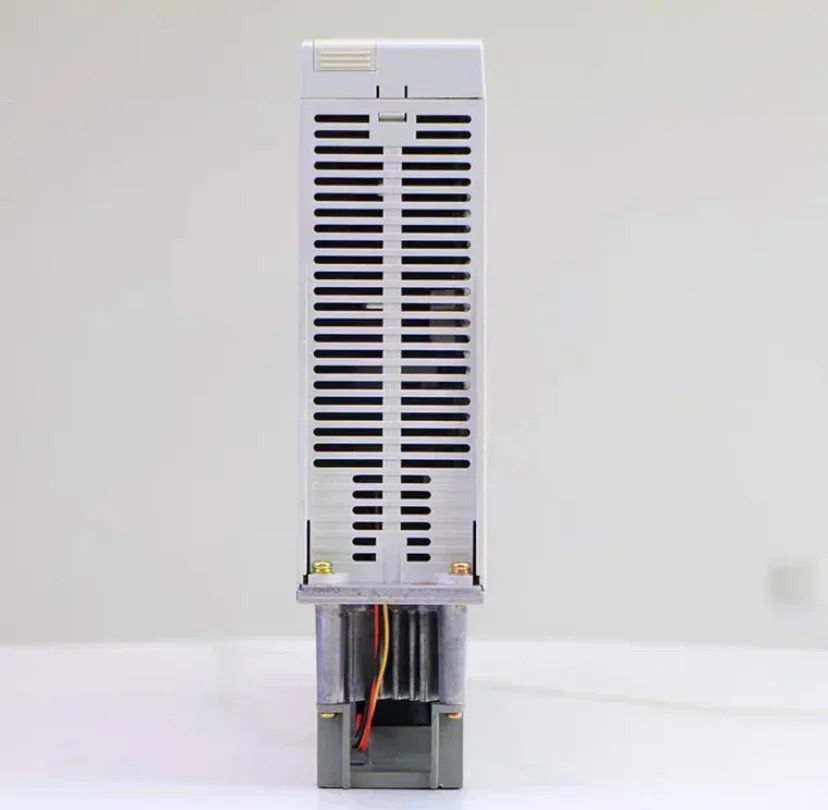 MDS-C1-V2-3520S 서보 드라이브 유닛 MDS C1 V2 3520S