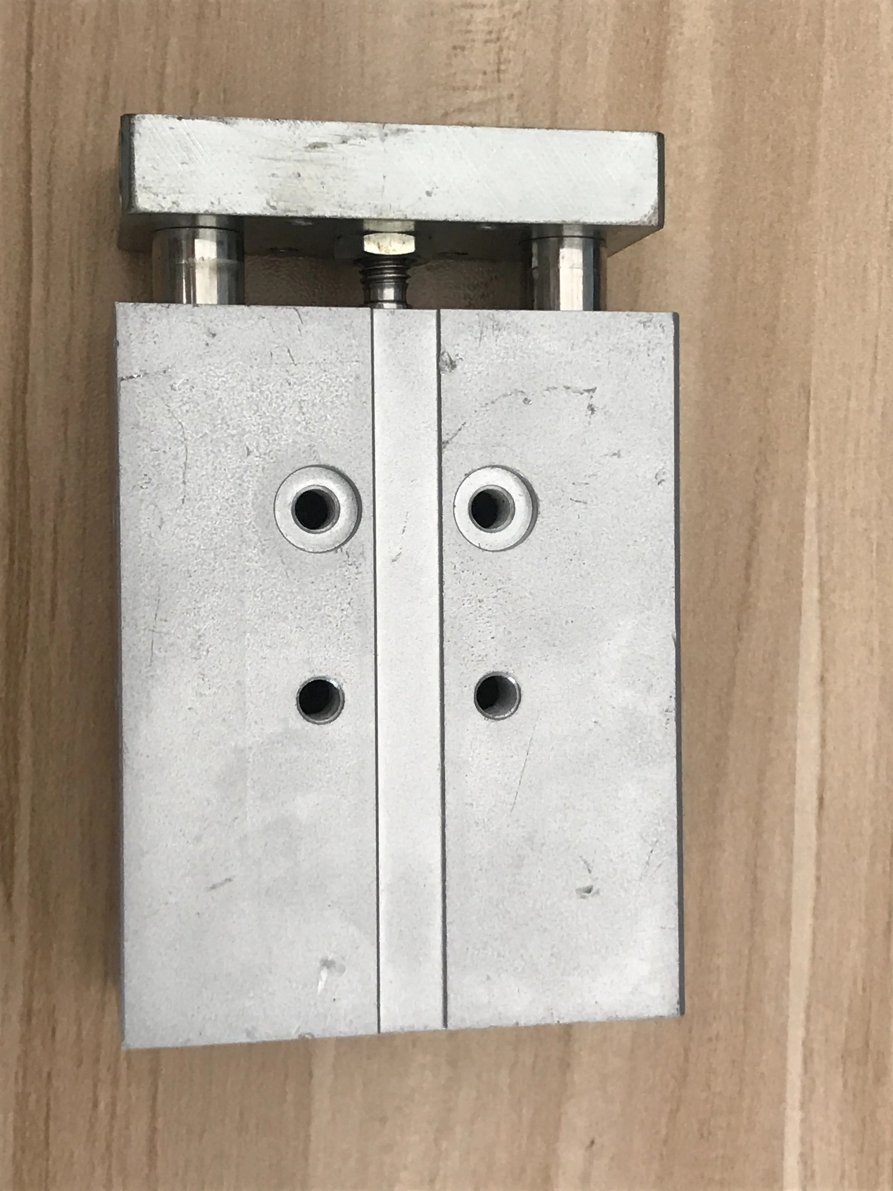 FESTO 실린더 DFM-12-30-P-A-KF신
