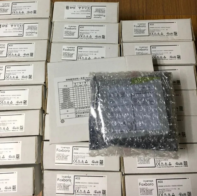 EUROTHERM Continental DCS 카드 2500M/AI3 포장 공장새 모델이 권장되며 중