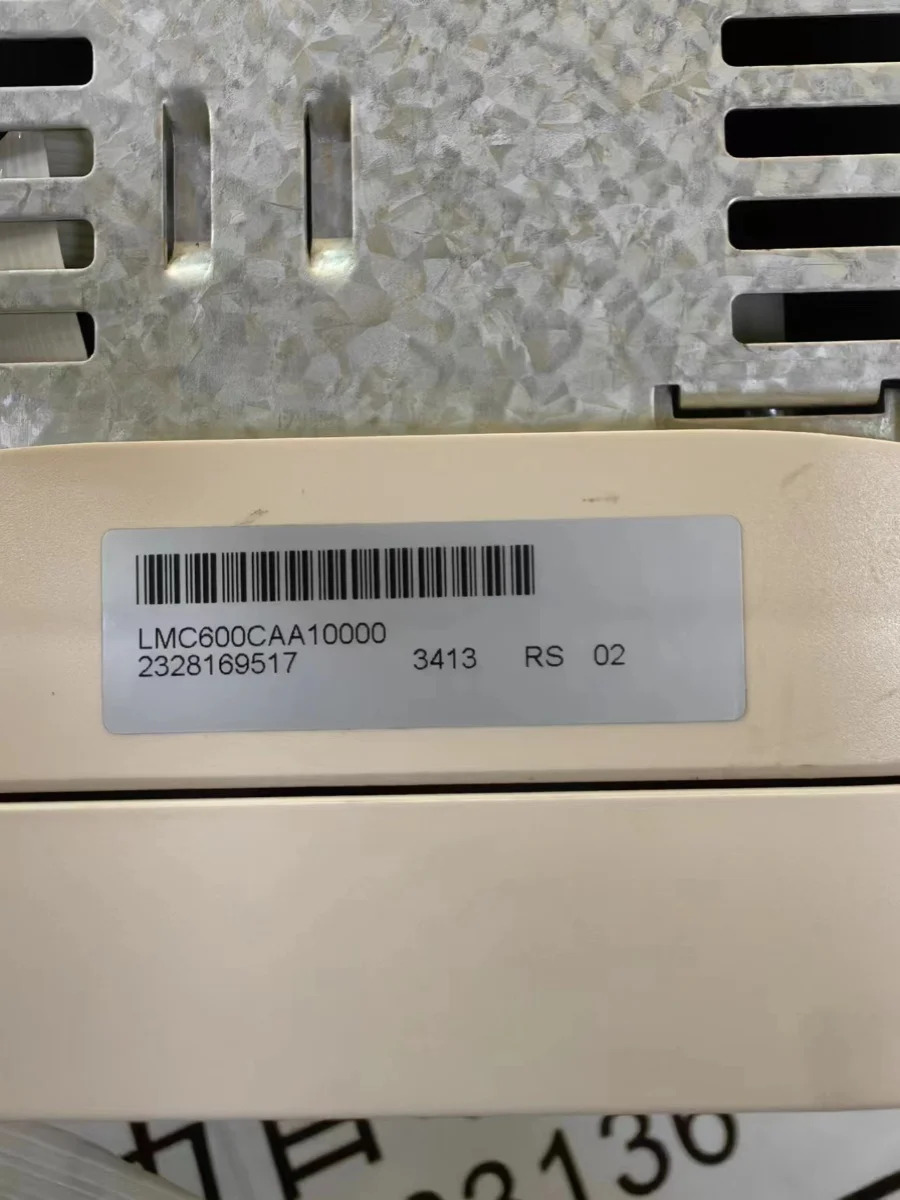 슈나이더 C600 모션 컨트롤러 LMC600CAA10000 오리지널 포장 협의