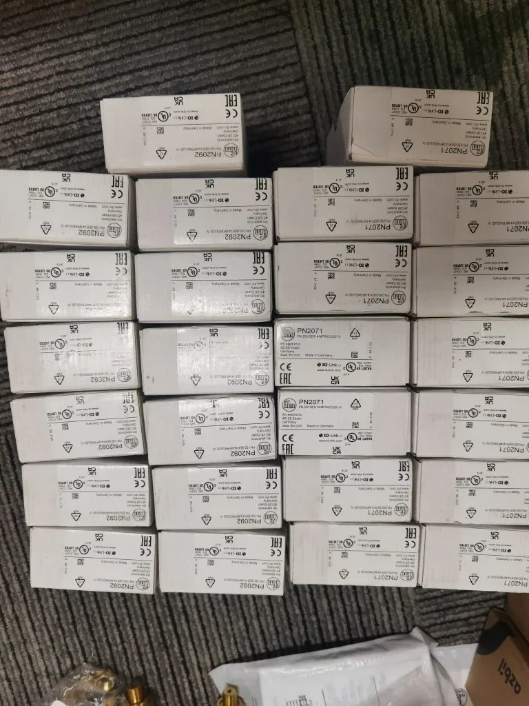 2025.4 원가 IFM PN2071 PN2092 PN2093 압력센서 포장 40.