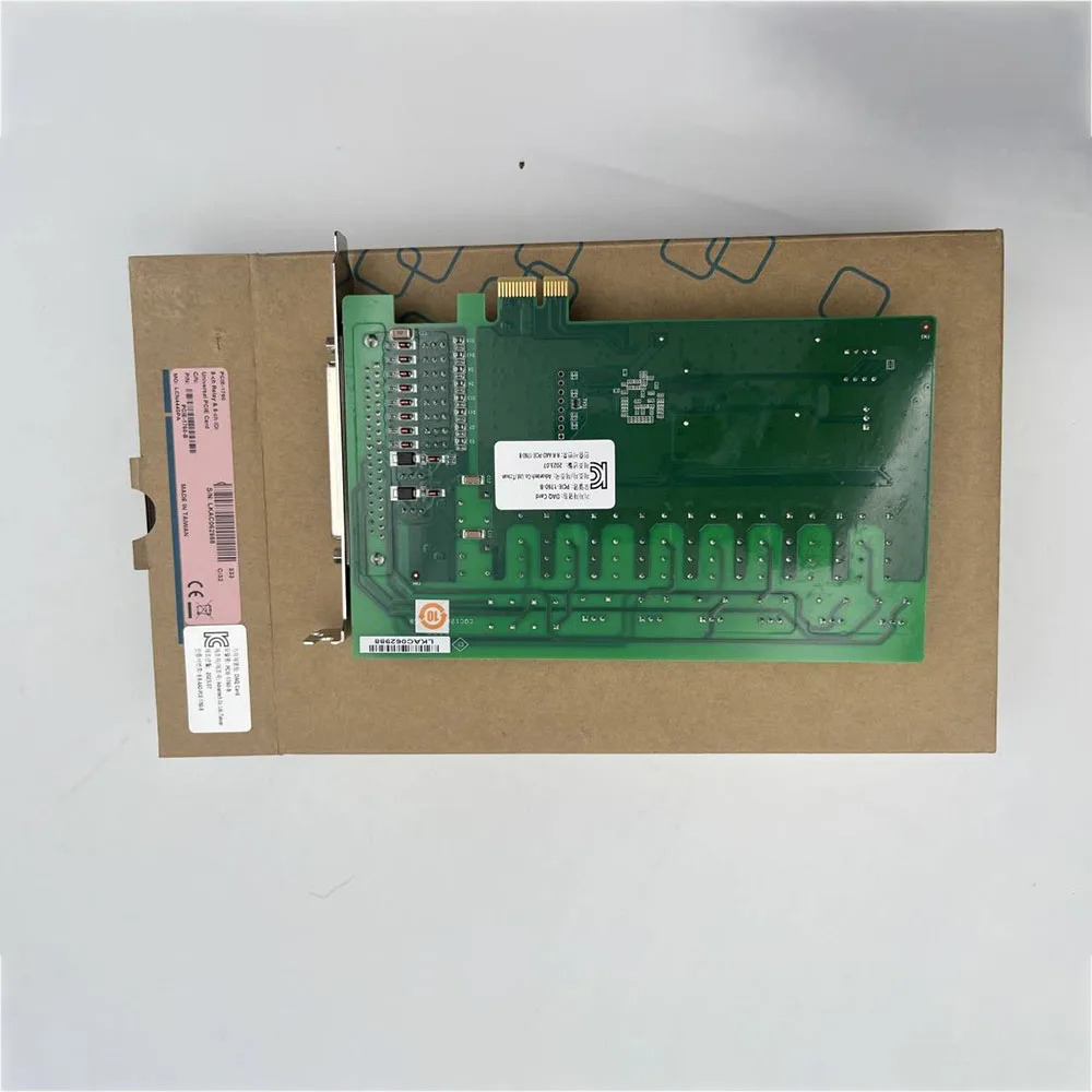 어드밴텍 PCIE-1760 8채널 PCI Express 릴레이 출력 절연 입력 카드PCIE-1760-B B1