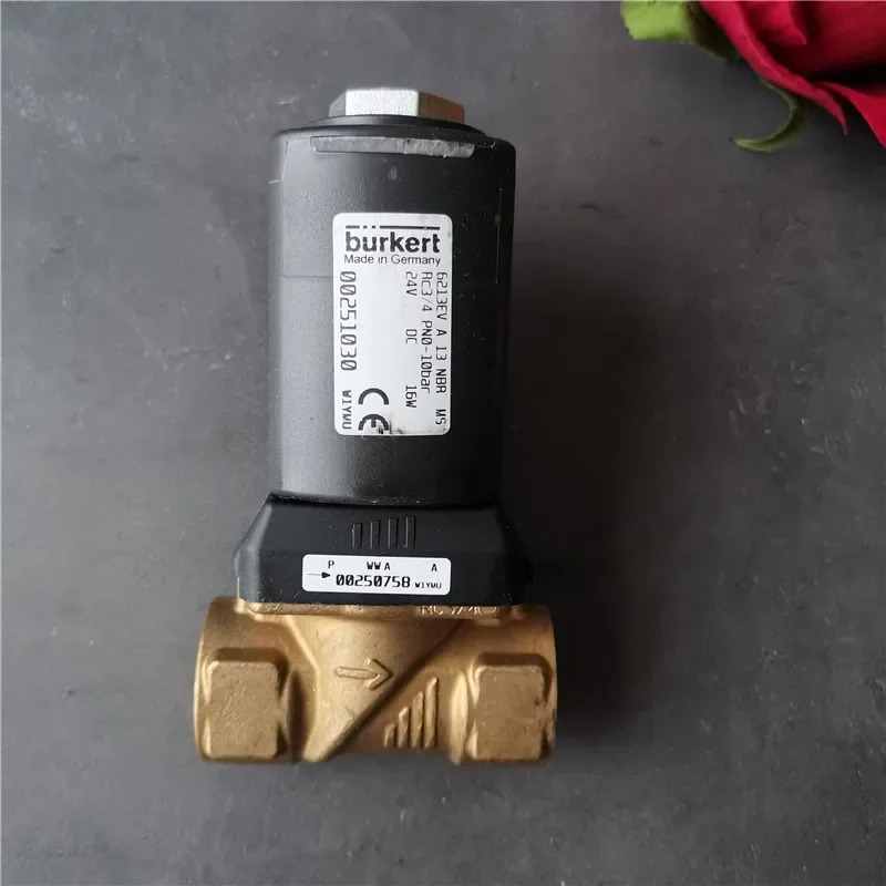 2025.4버커트6213EV A 13 NBR M5 RC3/4 24VDC 16W 00251030