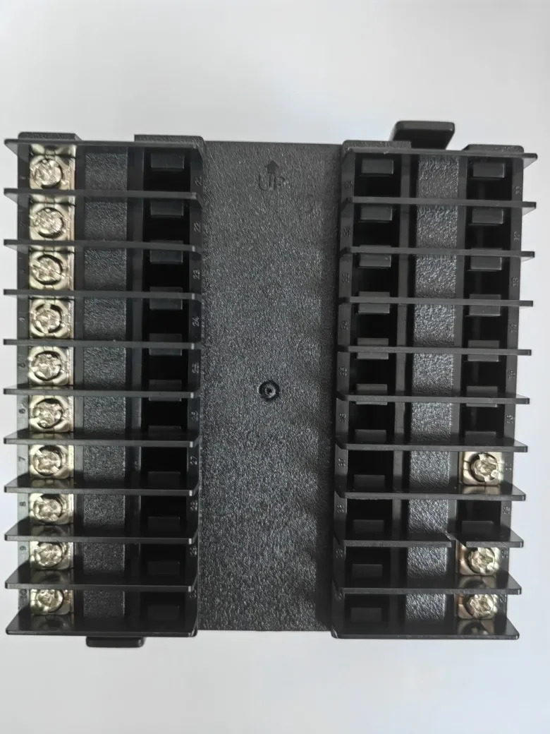DC1040CT-701000-E 온도 컨트롤러 DC1040CR-701000-E DC1040