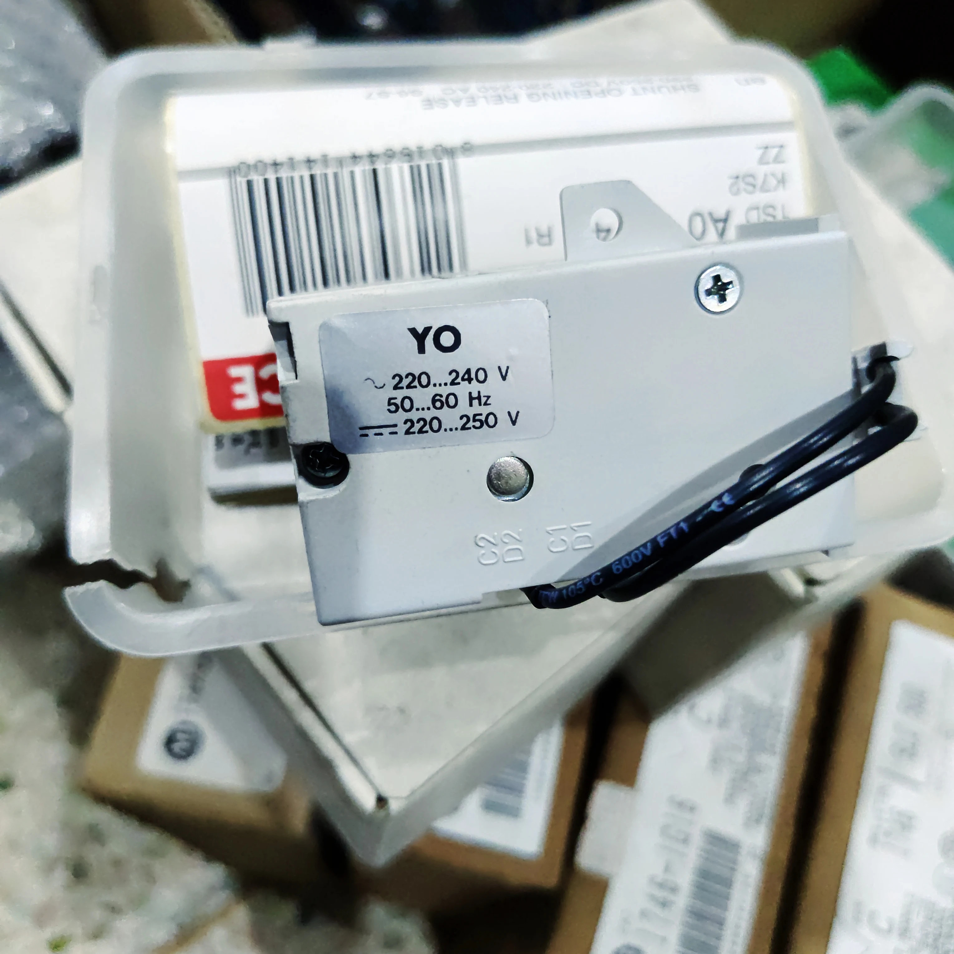 아브 SACE 1SDA 014140 R1 S6-S7 션트 트립 YO 220-240VSC/DC