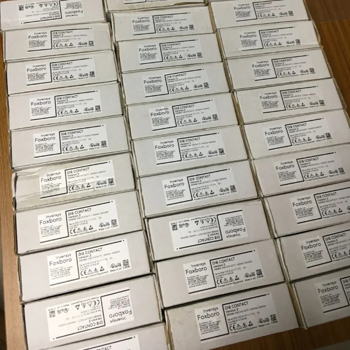 EUROTHERM Continental DCS 카드 2500M/AI3 포장 공장새 모델이 권장되며 중