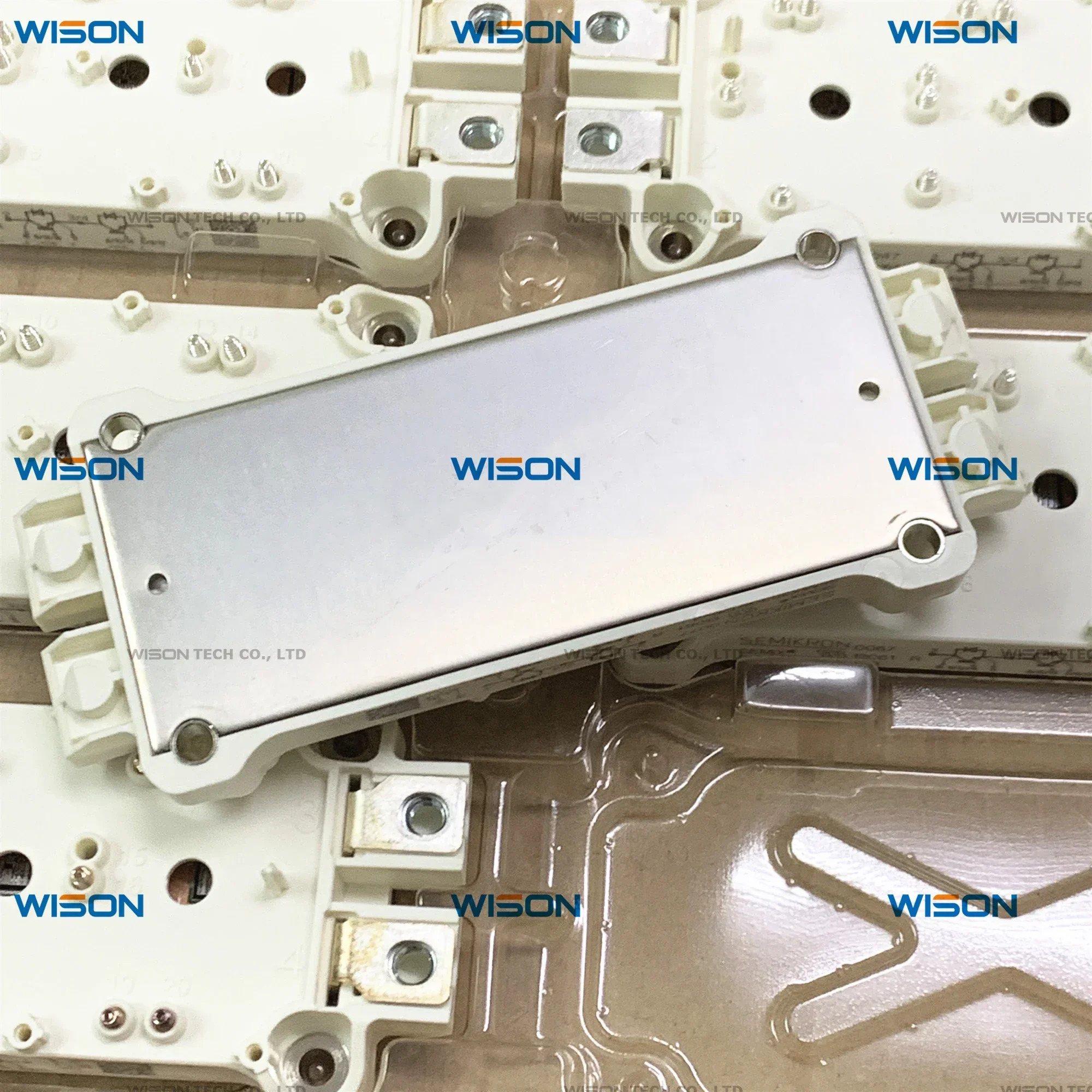 SEMIX353GB126V1 SEMIX353GB126V3 SEMiX453GB126V3 SEMIX353GB176HDS 모듈