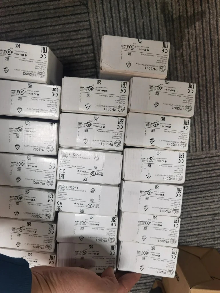 2025.4 원가 IFM PN2071 PN2092 PN2093 압력센서 포장 40.