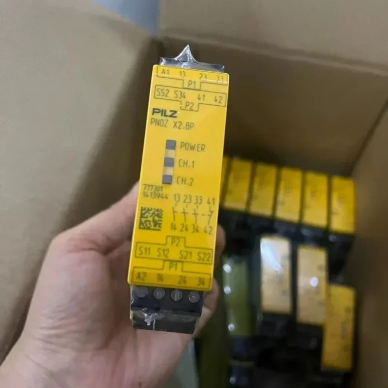 777301 안전 릴레이 PNOZ X2.8P 777302