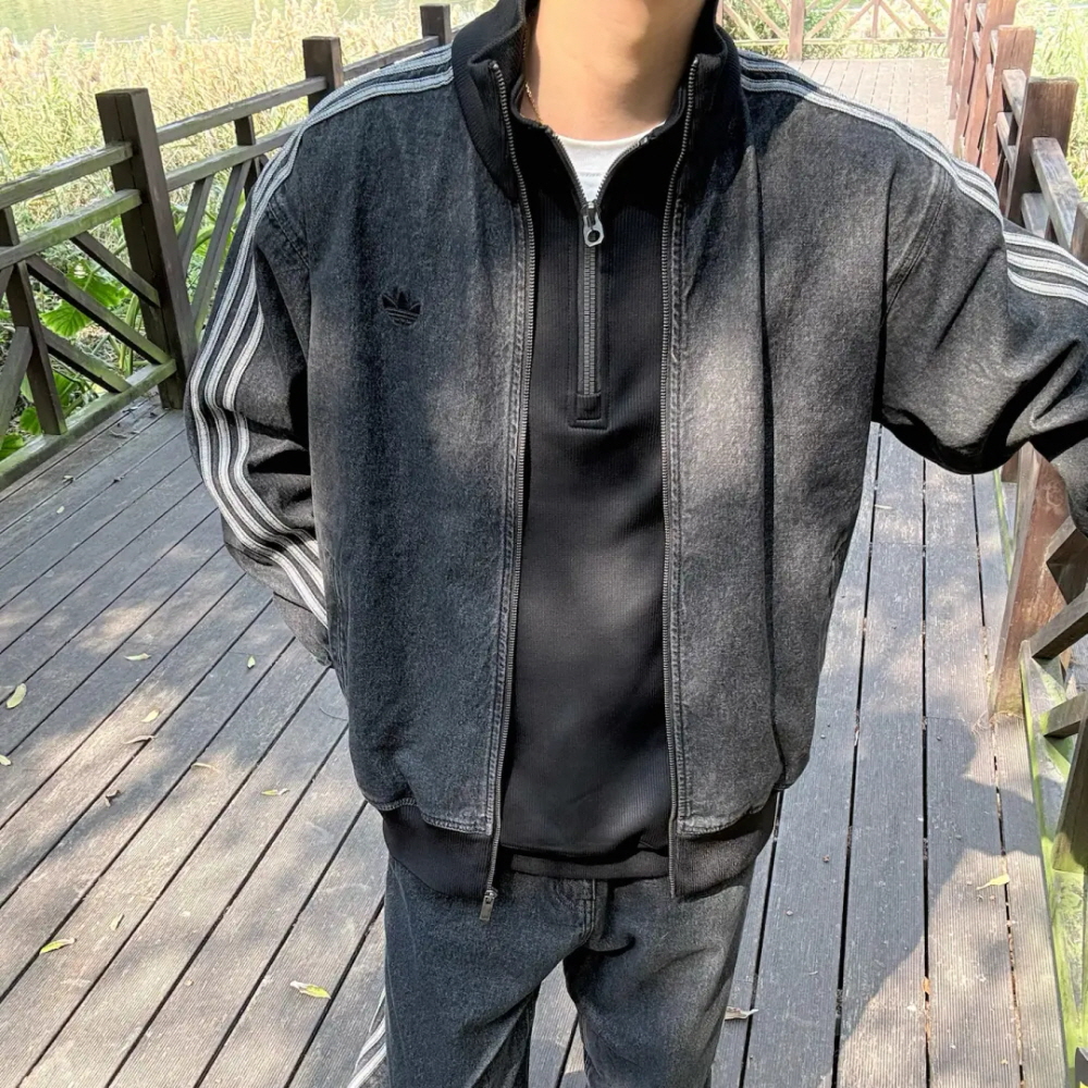 아디다스 아디컬러 데님 파이어버드 트랙탑 자켓 블랙 KD1516 - 상품 이미지