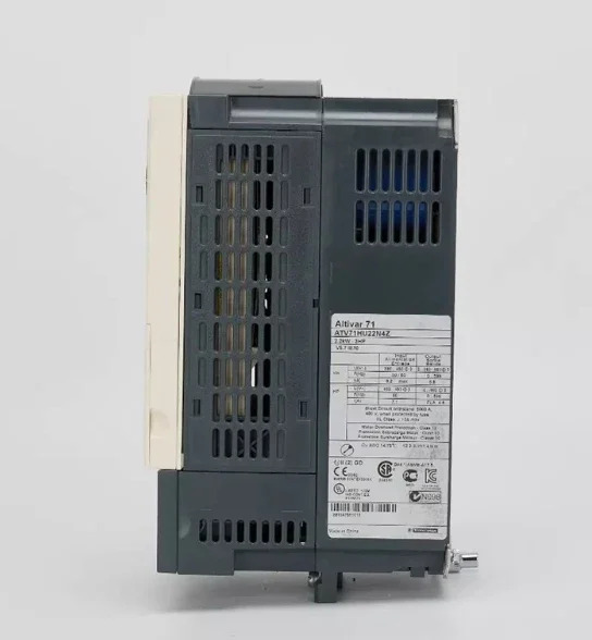 인버터 ATV71HD11N4Z ATV71HD15N4Z ATV71HD18N4Z