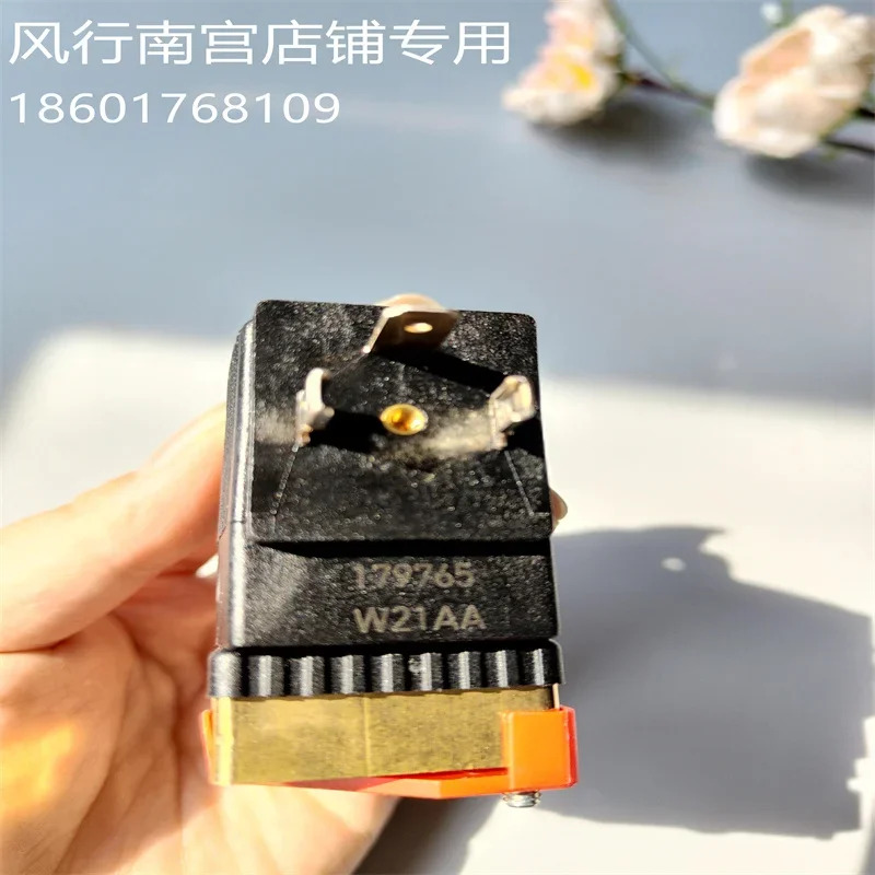 2025.4 버커트6014 C 2.0 FKM MS FLNSCH 0-6bar 200-230V 00501211