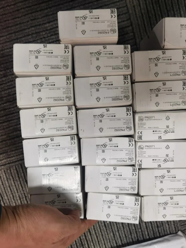 2025.4 원가 IFM PN2071 PN2092 PN2093 압력센서 포장 40.
